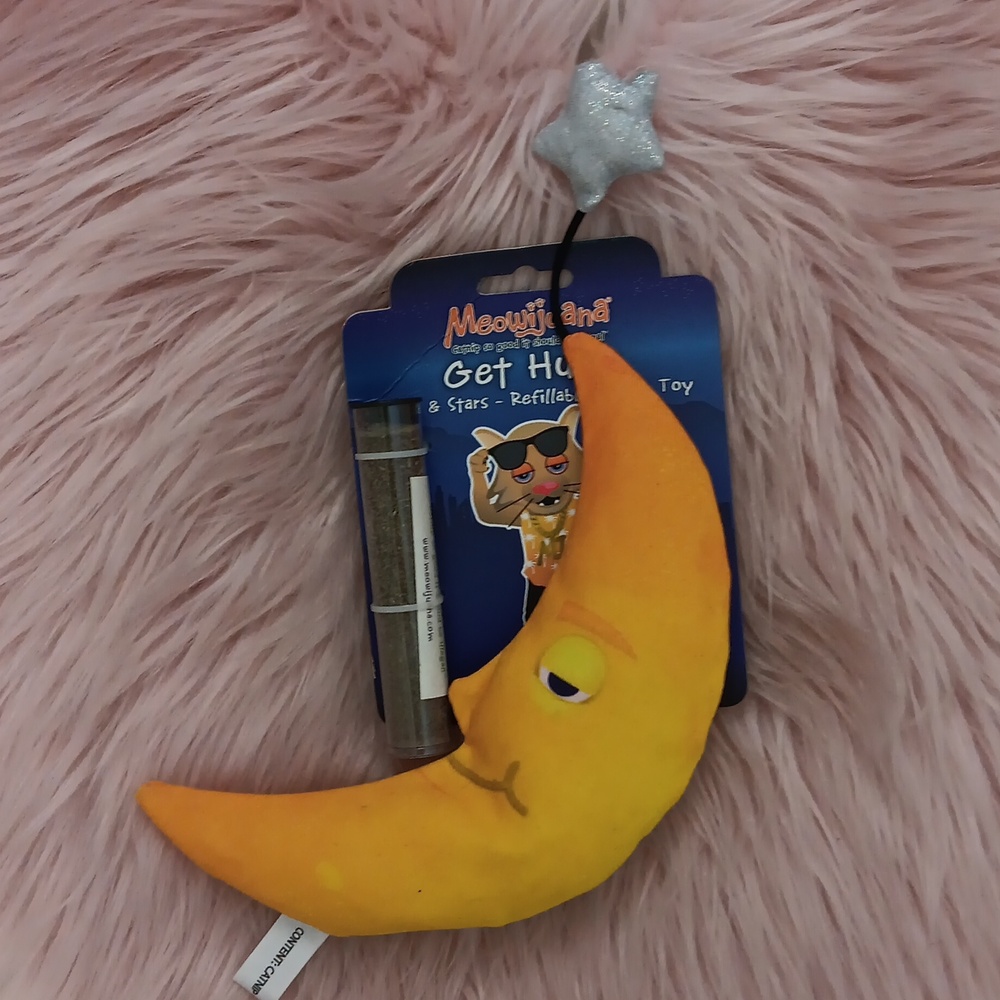 Brand New "MEOWIJUANA RE-FILLABLE CATNIP TOY